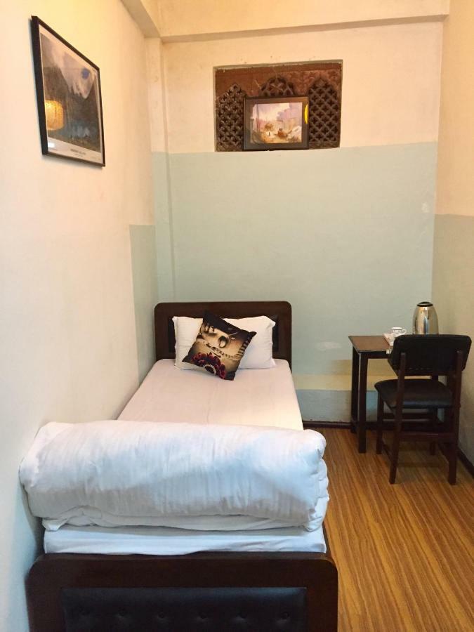 Flavors Inn Meditation Center 加德满都 外观 照片