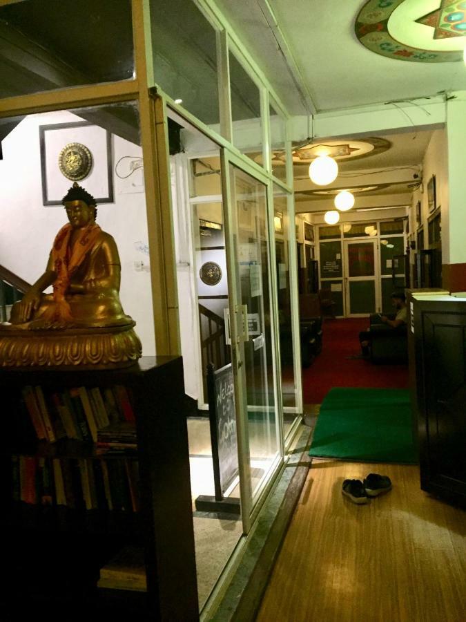 Flavors Inn Meditation Center 加德满都 外观 照片